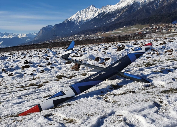 2659 AVALANCHE ARF VOLL-GFK/CFK 2,8M ELEKTRO